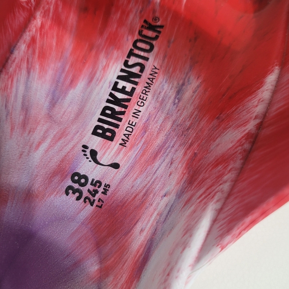 Birkenstock Women Red ,white and Purple Sandals Size 38 - Picture 2 of 9